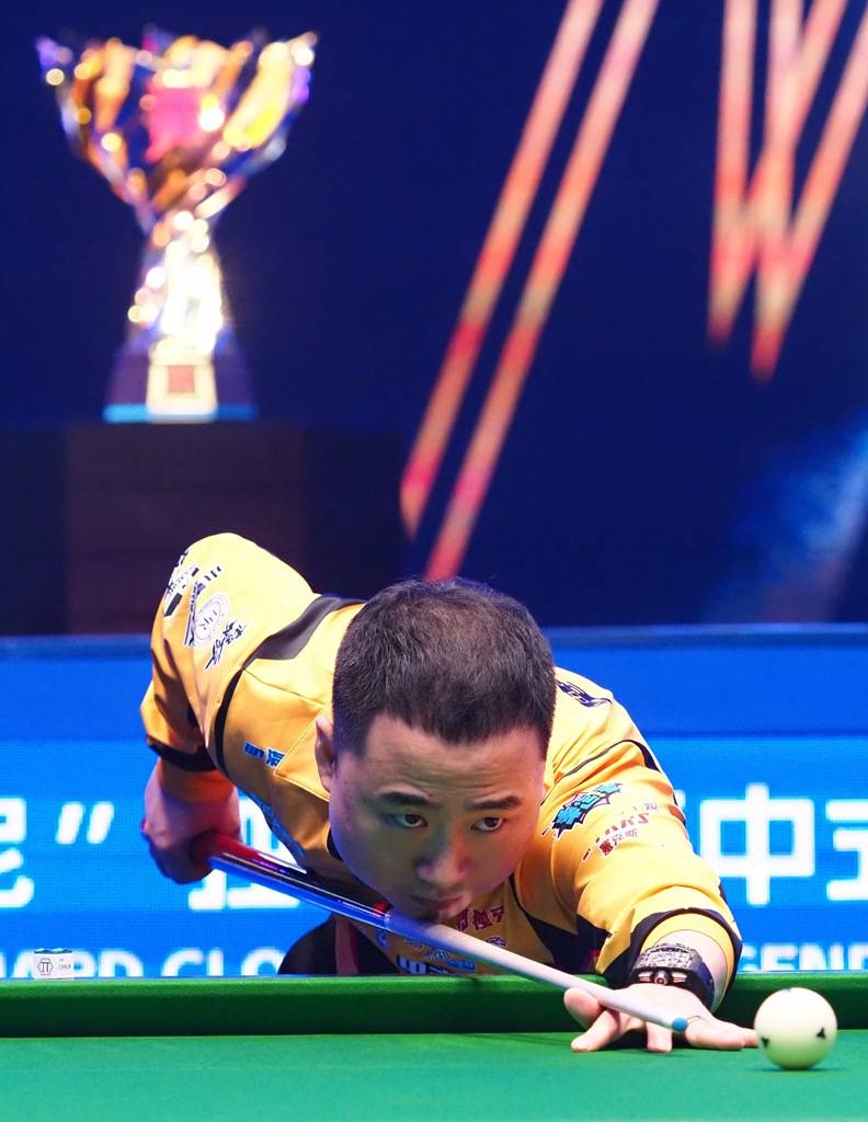 他在过去的 他在过去的