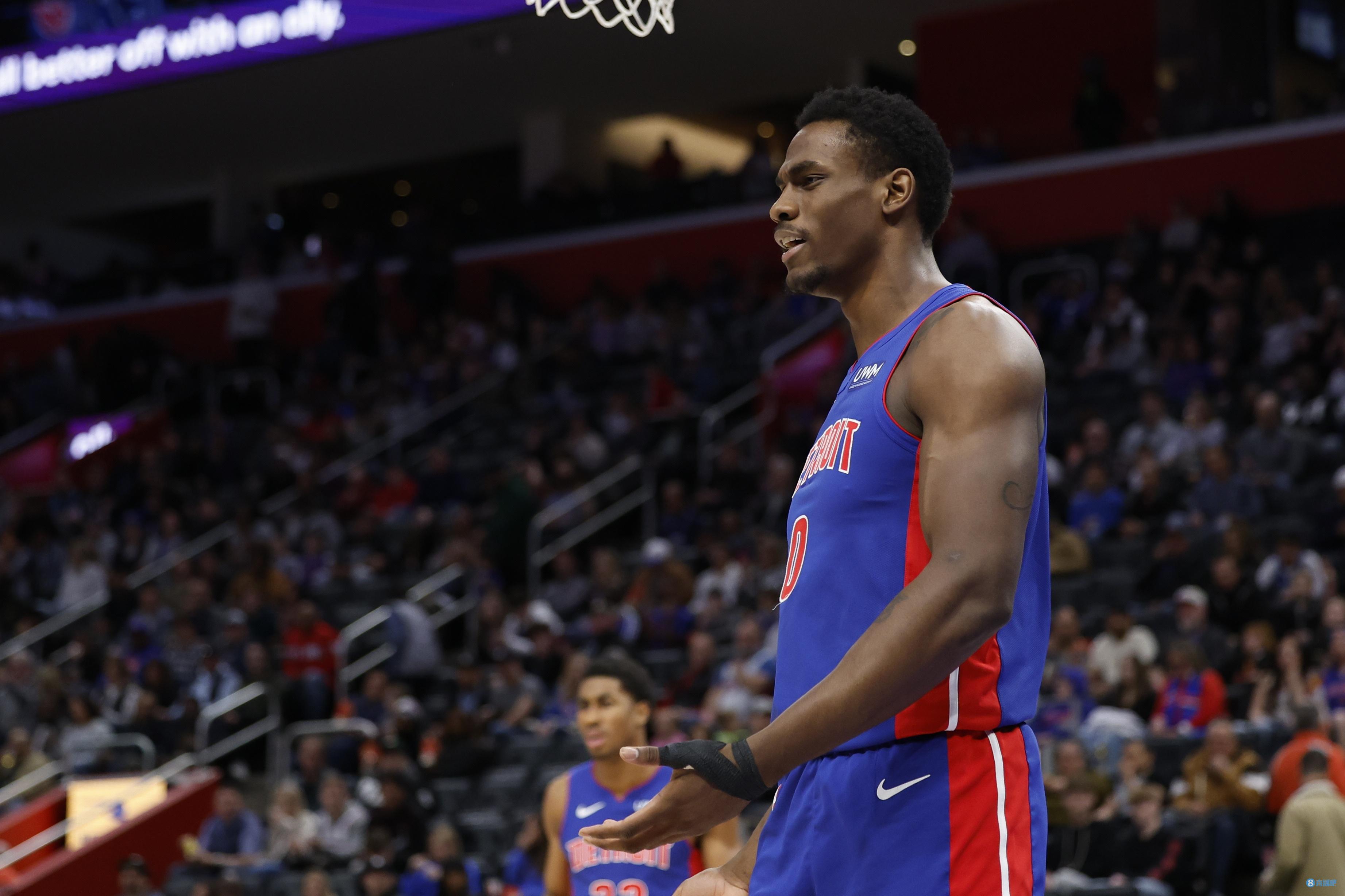 员在严格规 员在严格规